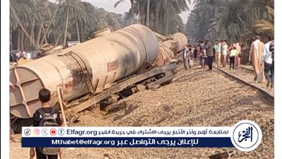 السكة الحديد تكشف سبب حادث قطار بضائع مطروح