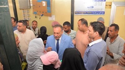 محافظ أسيوط يتفقد المجلس الطبي العام ومستشفى الصدر بحي شرق  