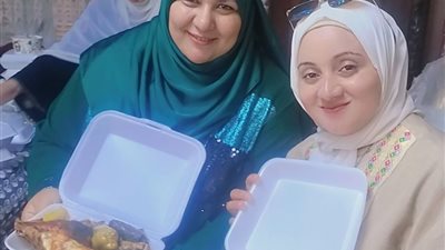 الشغل مش عيب..شعار دكتورة بالمنوفية تجهز وجبات منزلية
