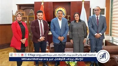 محافظ مطروح يشيد بجهود مؤسسة حياة كريمة 