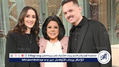 محمد محمود عبدالعزيز وزوجته سارة وشيماء سيف ضيوف 