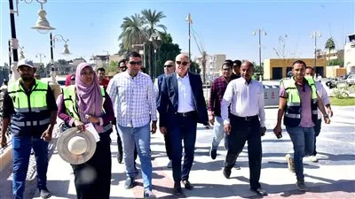 محافظ الأقصر يتابع أعمال تطوير ورفع كفاءة مدخل مركز القرنة
