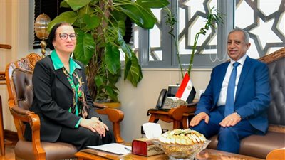 وزير البيئة تلتقى رئيس الأكاديمية العربية للعلوم والتكنولوجيا لبحث التعاون المشترك 