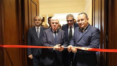 وزير التعليم العالي يفتتح عددًا من المشروعات التعليمية والصحية بجامعة الإسكندرية  