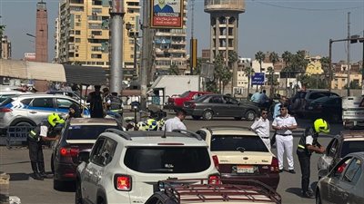 محافظ الدقهلية يعلن حملات مروريه مفاجئه ومكثفه لانضباط سيارات التاكسي ويهيب بالمواطنين الإبلاغ عن المخالفين