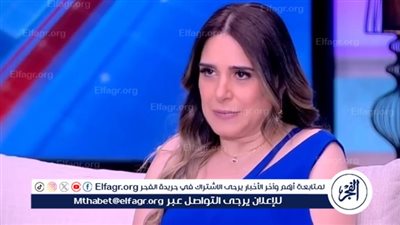 ميرنا وليد تكشف سر تمزيق فستان زفافها قبل الحفل بيوم واحد!