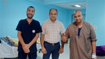 أكبر من الحجر.. إجراء عملية جراحية فريدة من نوعها لانتشال حصاوي بمجمع الأقصر الطبي الدولي