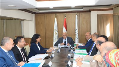 وزير التعليم يترأس اجتماع مجلس إدارة صندوق دعم وتمويل وإدارة وتشييد المشروعات التعليمية