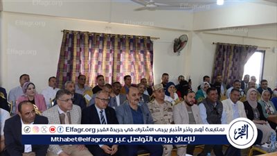 محافظ الإسماعيلية يناقش مشكلات مركز ومدينة التل الكبير