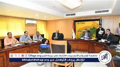 محافظ الفيوم يوجه بتوفير مساعدات مالية ومعاشات للحالات الأولى بالرعاية