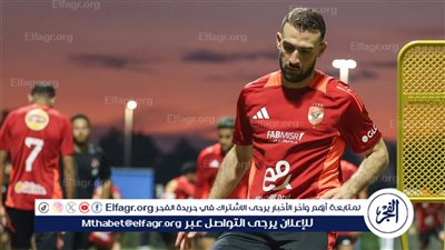 منافسة قوية بين عمر كمال وأكرم توفيق على قيادة الجبهة اليمنى في الأهلي