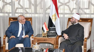 وزير الأوقاف يستقبل محافظ الوادي الجديد بمقر الوزارة بالعاصمة الإدراية الجديدة 
