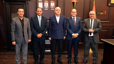 محافظ الأقصر يبحث مع مسئولي التضامن إنهاء مشكلة دار رعاية