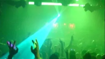 التحقيقات تكشف تفاصيل جديدة في اتهام ابن إعلامي شهير بضرب شاب بالشيخ زايد