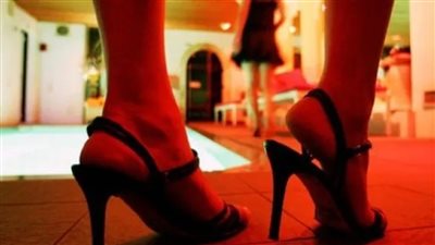 منعها من الخروج.. كيف انتهت ليلة حمراء بمصرع فتاة ثلاثينية ببولاق؟