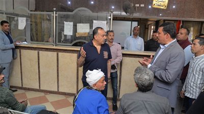 محافظ أسيوط يتفقد سير العمل بالمركز التكنولوجي بمركز القوصية