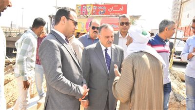 محافظ أسيوط يتفقد نفق مشاة المعلمين - نزلة عبد اللاه لدفع وتيرة العمل 