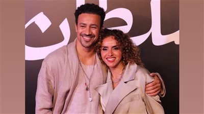  علا رشدي تعلق على مشهد قبلة أحمد داوود في 