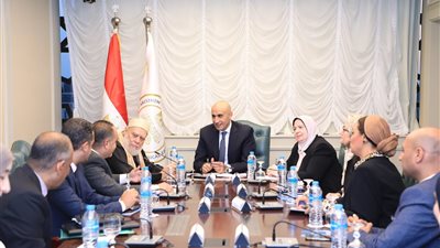 وزير التعليم يستقبل الدكتور علي جمعة لبحث التعاون مع مؤسسة مصر الخير