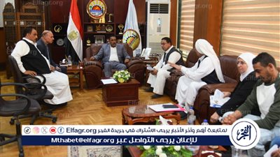 محافظ مرسى مطروح يلتقي نواب المحافظة