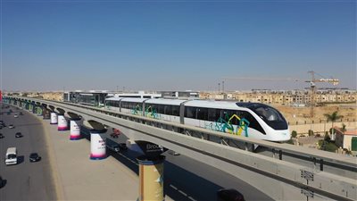  بدء التشغيل التجريبي لمونوريل شرق النيل دون ركاب (صور) 