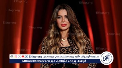 نجلاء بدر تدافع عن عادل إمام: انسحب.. ومن حقه يبقى له خصوصيته