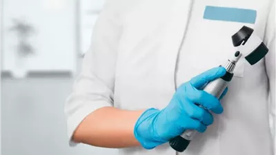 استشارية جلدية تحذر بعد وفاة عروس بحقن الفيلر: 