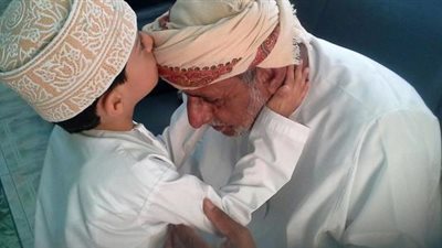 أهمية الدعاء للوالدين وبرهما في الحياة وبعد الممات