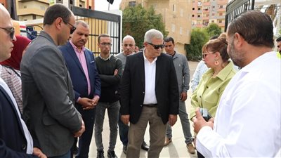 رئيس الشركة القابضة للمياه يتفقد سير العمل بمحطة مياه 30 يونيو بالوادي الجديد