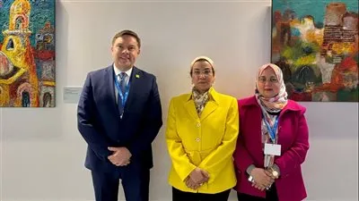 وزيرة البيئة تبحث مع مدير صندوق التكيف آليات زيادة تمويل مشروعات التكيف