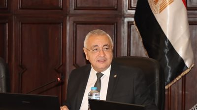 مجلس خدمة المجتمع وتنمية البيئة يستعرض خطة جامعة الإسكندرية لمواجهة موسم الأمطار والنوات