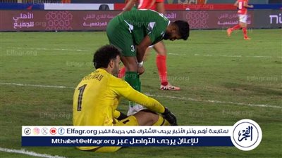 المهدي سليمان يتوج بجائزة أفضل لاعب في مباراة الأهلي والاتحاد السكندري