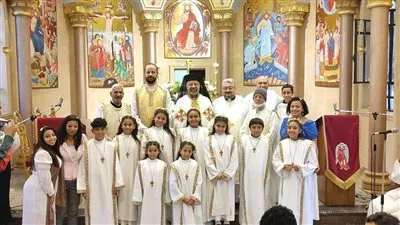 بطريرك الأقباط الكاثوليك يترأس قداس عيد الملاك ميخائيل بكنيسته بحدائق القبة 