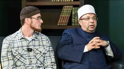 الأمين العام للمجلس الأعلى للشئون الإسلامية في لقاء متلفز بداغستان 