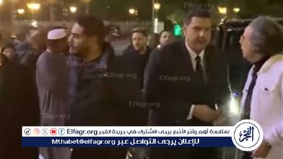 ملامح الحزن تسيطر على محمد حماقي في عزاء محمد رحيم