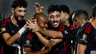 الأهلي يواصل تدريباته استعدادا لمباراة البنك الأهلي