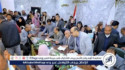 محافظ سوهاج يستمع لمطالب المواطنين خلال اللقاء الأسبوعي