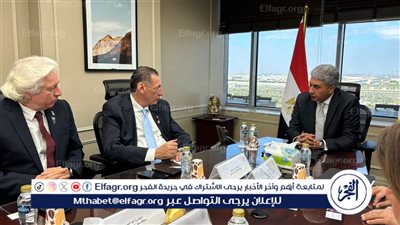 وزير السياحة والآثار يلتقي بمحافظ روتاري مصر لبحث التعاون المشترك في القطاع 