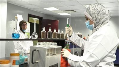 جهاز حماية وتنمية البحيرات يحصل على شهادة اعتماد المعامل للثروة السمكية