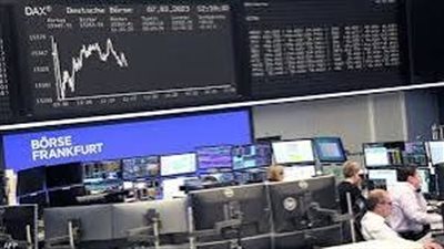 الأسهم الأوروبية تتباين عند التسوية لكنها تحقق مكاسب للأسبوع العاشر
