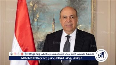 وزير الطيران يلقي بيانًا أمام 