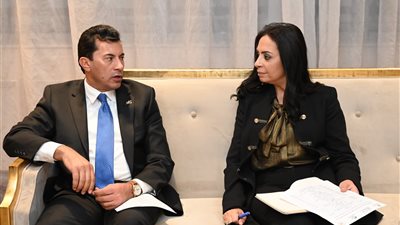 وزيرا التضامن الاجتماعي والشباب والرياضة يلتقيان وفدا من الأبناء ذوي الإعاقة بمقر شركة العاصمة الإدارية