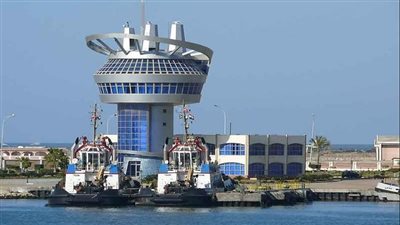 تداول 27 سفينة للحاويات والبضائع العامة بميناء دمياط