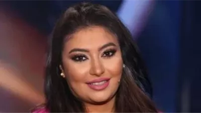 غادة رجب تُهدى زوجها عبدالله حسن أغنية على الهواء مباشرة والأخير يرد عليها بقصيدة