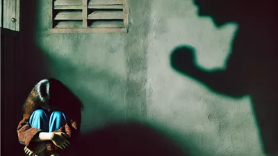 أشكال العنف الأسري: الأسباب والآثار والحلول