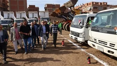 محافظ المنوفية يتفقد اصطفاف معدات ومركبات عدد من المراكز والمدن