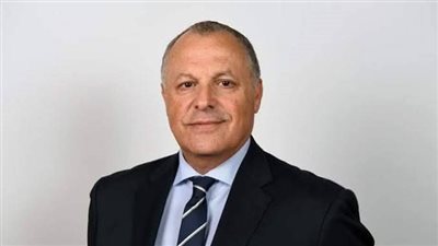 أبو ريدة يتواصل مع رئيس لجنة الحكام بالفيفا 