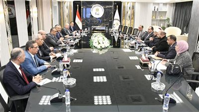 وزير الأوقاف يلتقي وزير الإنتاج الحربي ويعقدان اجتماعًا مشتركًا بالعاصمة الإدارية