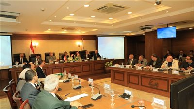 محافظ الجيزة يشدد على رفع كفاءة النظافة والإشغالات بمحيط الكنائس