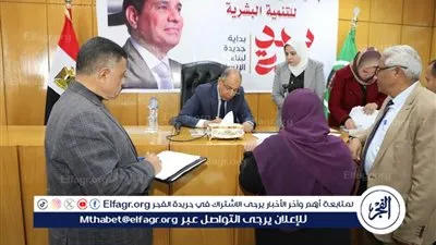  محافظ المنيا: التفاعل المباشر مع الأهالى مؤشر حقيقي على جودة الخدمات ورضا المواطن